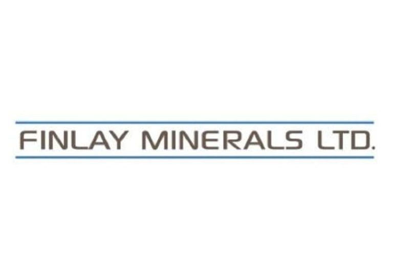 Finlay Minerals Announces Closing of Non-Brokered Private Placement of Flow-Through Shares and Non-Flow-Through Units